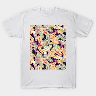 Boho feathers pattern T-Shirt